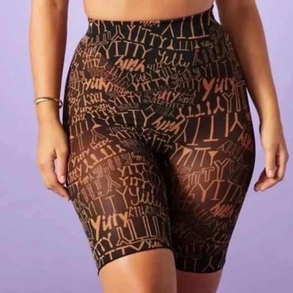 Yitty by Fabletics Lizzo Mesh Me Smoothing High Waist Shorts Logo Size Medium - Picture 1 of 10